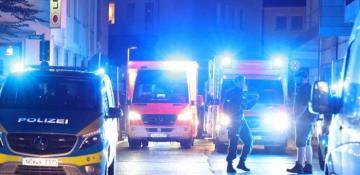 Knife attack leaves three dead at festival in western Germany 