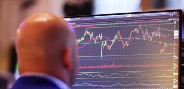 Gold, oil come off boil as Middle East risks, US rates in focus 