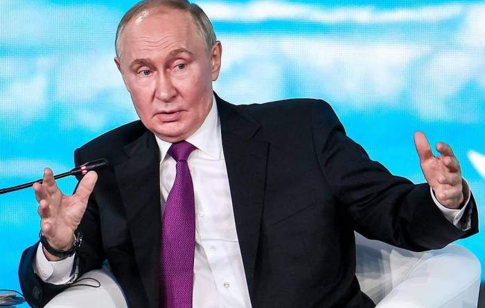 Decline of gas supplies from Russia if Ukraine rejects transit is EU’s choice - Putin