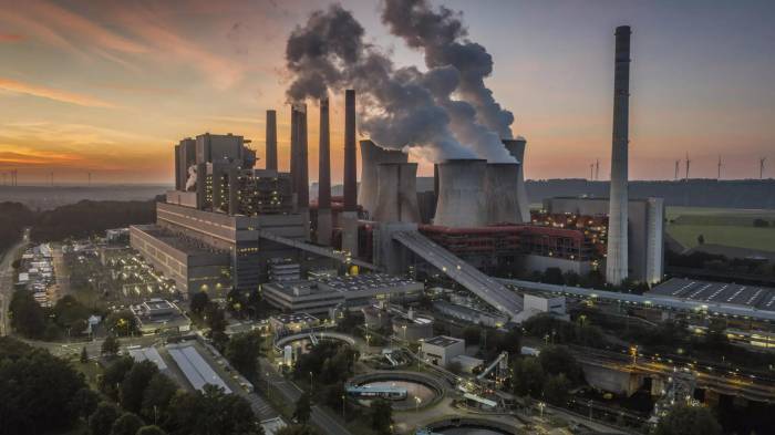 Data Center industry worldwide to release 2.5 billion tons of CO2 by 2030 