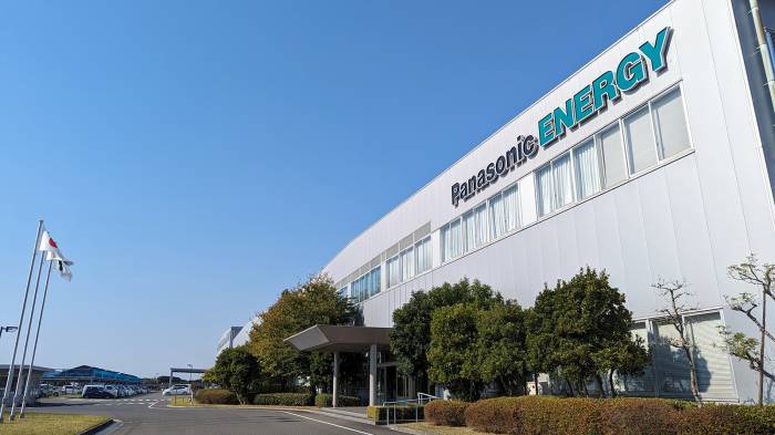 Tesla-supplier Panasonic Energy set to launch mass production of high-capacity EV batteries