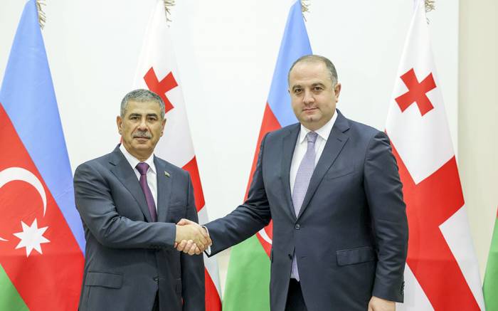 Azerbaijan, Georgia discuss expanding military cooperation 