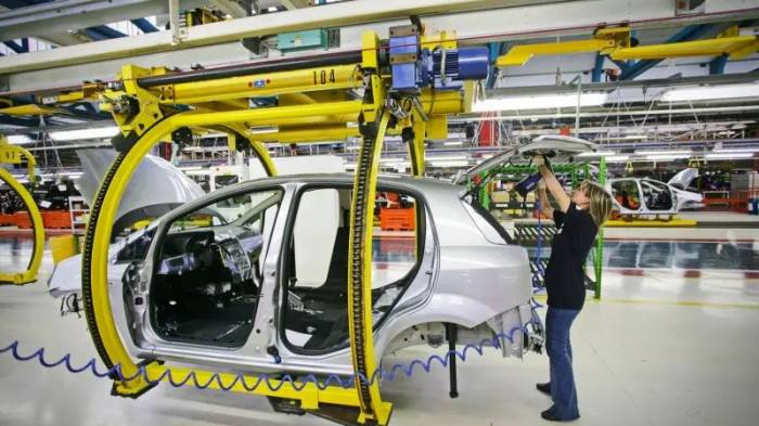 Italian industrial production drops by 6.7% since May 2022 