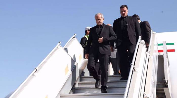 Iran’s president visits Iraq on first foreign trip