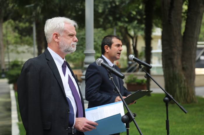 US embassy honors 9/11 victims and hails Azerbaijan’s support during tragedy