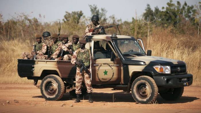 Gunmen attack military police base in Malian capital