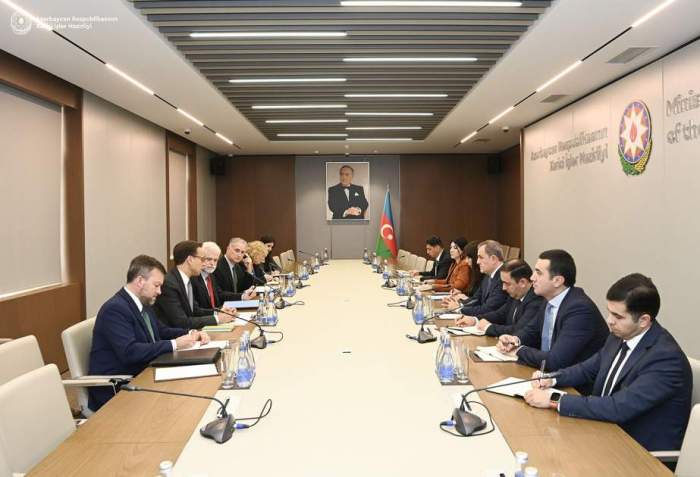Azerbaijan, US discuss bilateral and multilateral collaboration