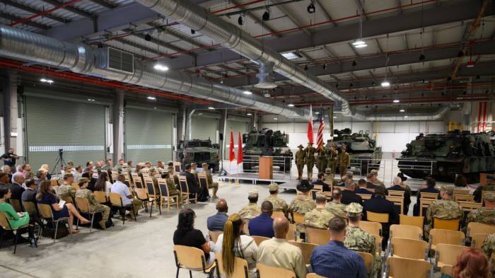 US army commissions new logistics center in Poland 