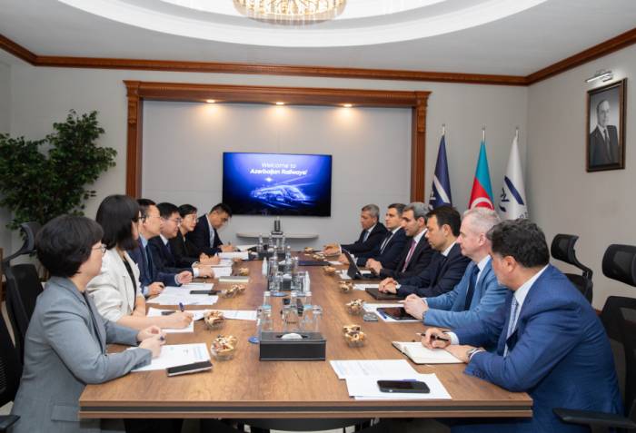 Azerbaijan, China aim to boost cargo transportation through Middle Corridor