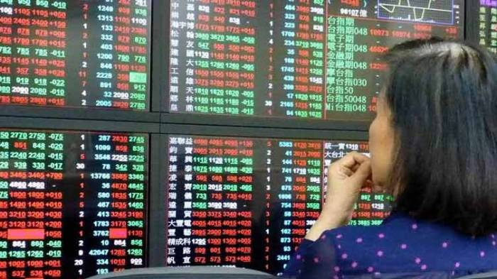 Asian stocks hit 2.5-year high amid Chinese stimulus measures