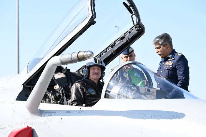 News about - JF-17C multirole aircraft presented to Azerbaijani president 