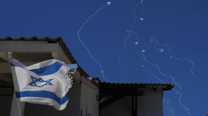 EU nations urge their citizens to leave Lebanon immediately 