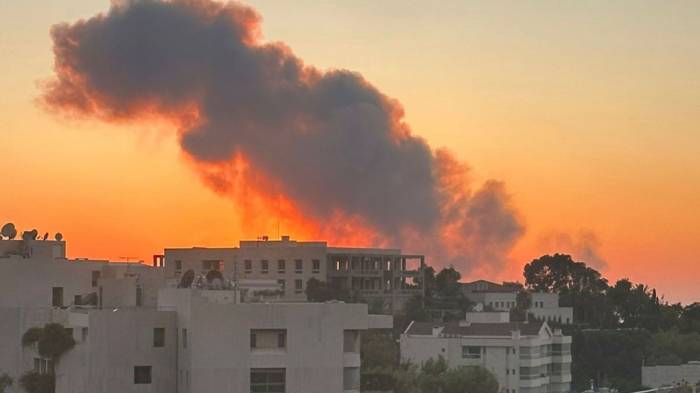 Israeli airstrikes target more neighborhoods in Beirut 
