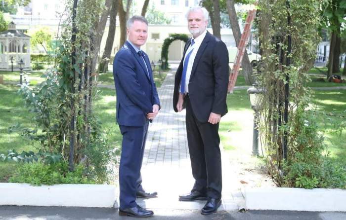 US Defense Intelligence Agency chief arrives in Azerbaijan for consultations 
