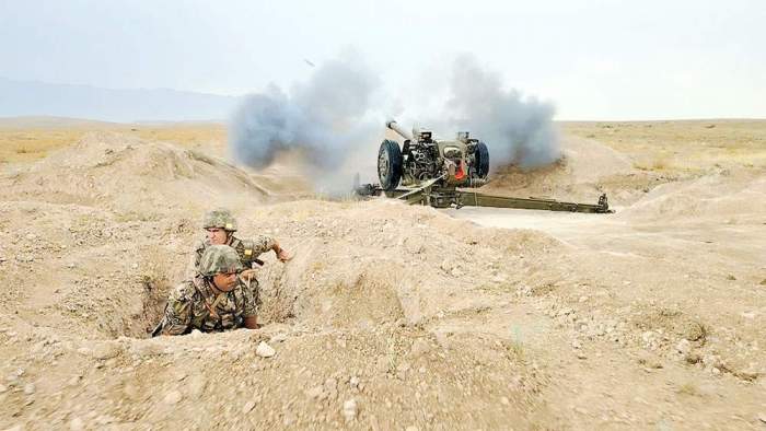 Azerbaijan’s Combined Arms Army conducts live-fire artillery drills
