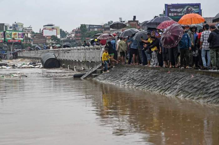 Nepal floods and landslides leave 10 dead and 18 missing 