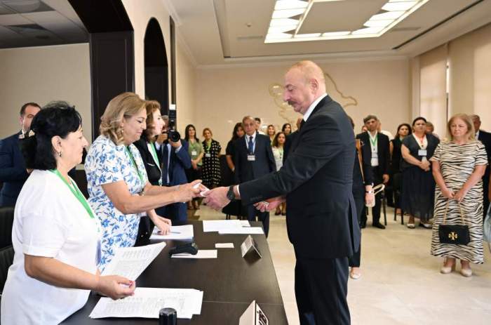 2024/09/2-1725262857.jpg + Azerbaijani president and first lady vote in snap parliamentary elections News about - Azerbaijani president and first lady vote in snap parliamentary elections