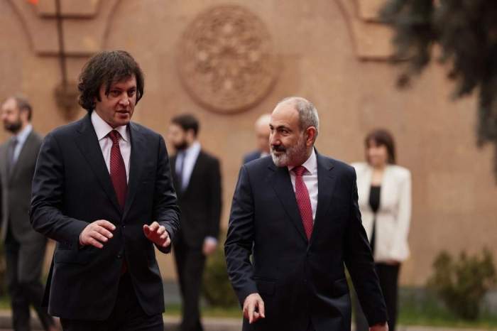 Pashinyan says there is a pivotal opportunity to resolve the ongoing conflicts in S Caucasus