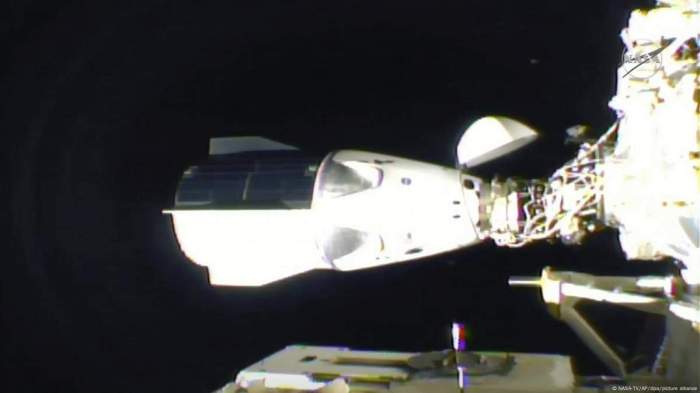SpaceX capsule docks at ISS to rescue stranded astronauts
