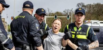 Police detain activist Greta Thunberg at Gaza war protest in Copenhagen 