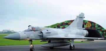 Taiwan’s fighter jet crashes off island’s northwest coast 