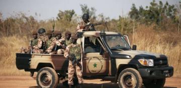 Gunmen attack military police base in Malian capital