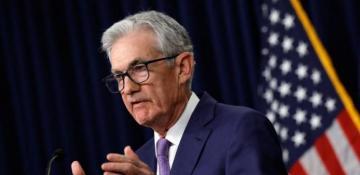 US stocks slipped marginally lower; Powell speech in focus 