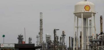 Aramco, ADNOC and Trafigura vie for Shell’s service stations in South Africa 