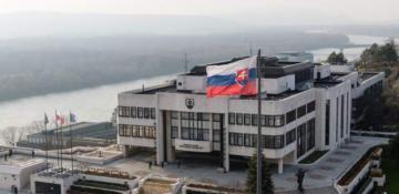 Slovakia’s parliament, presidential residence threatened with 9/11-style terror attacks