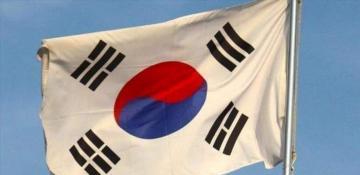 South Korea threatens decisive response to North's trash balloons