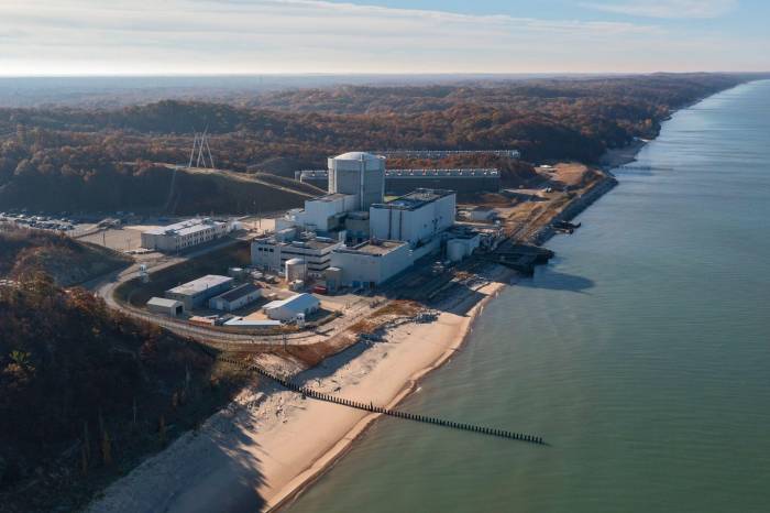  Why does the U.S. revive nuclear power in Michigan? 