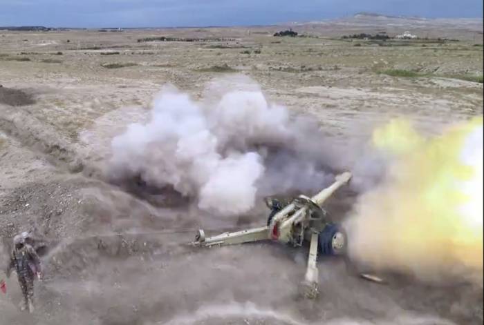 Azerbaijani Combined Arms Army conducts live-fire artillery drills –  VIDEO 