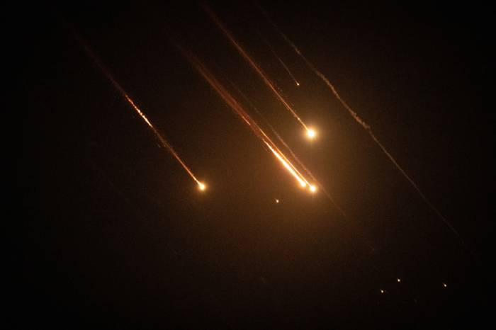 Passengers film Iran's bombing Israel - VIDEO