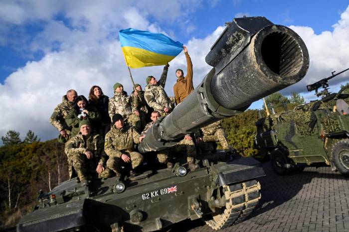 UK allocates $4.5 billion to support Ukraine's weapon procurement 