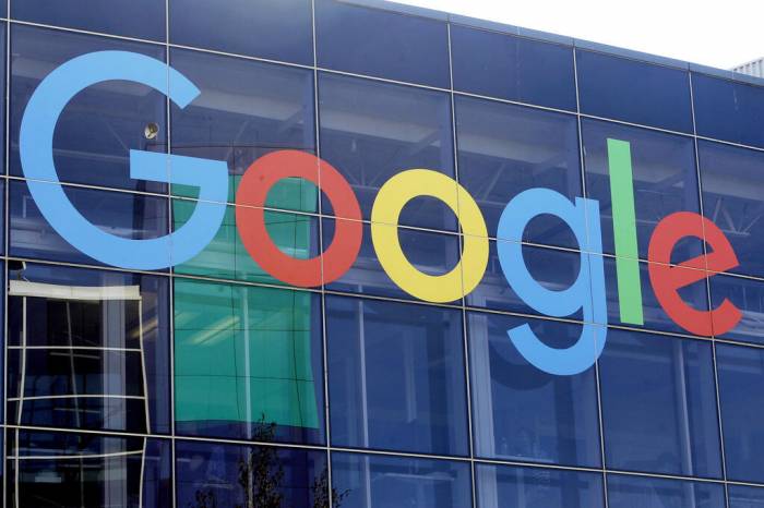 US judge orders Google to allow rival apps in Play Store
