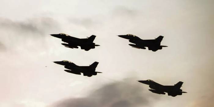 Russia strikes Ukrainian airbase: Western F-16s supposed to be there