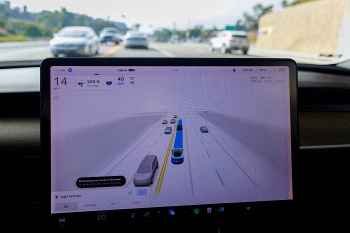 News about - Sleep and wake up at destination: Elon Musk drives Robotaxi