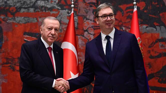 Serbian president praises Türkiye as greatest power in Balkans 