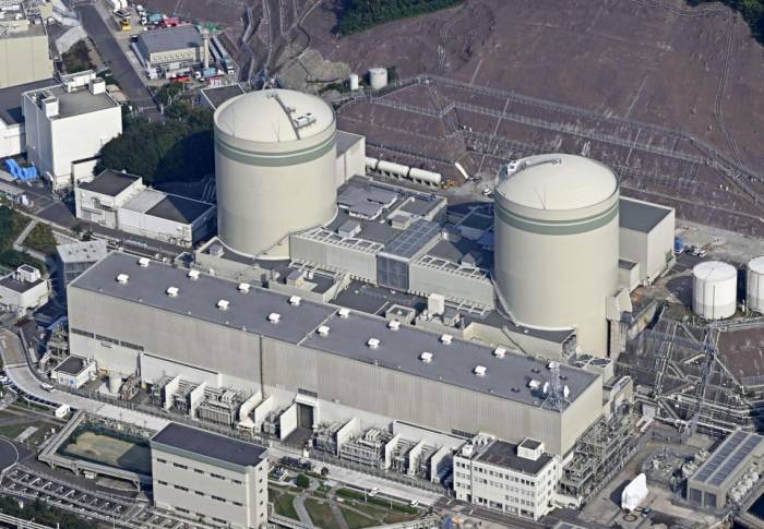 Japan OKs operation of Takahama nuclear plant’s aging reactor beyond 50 years 