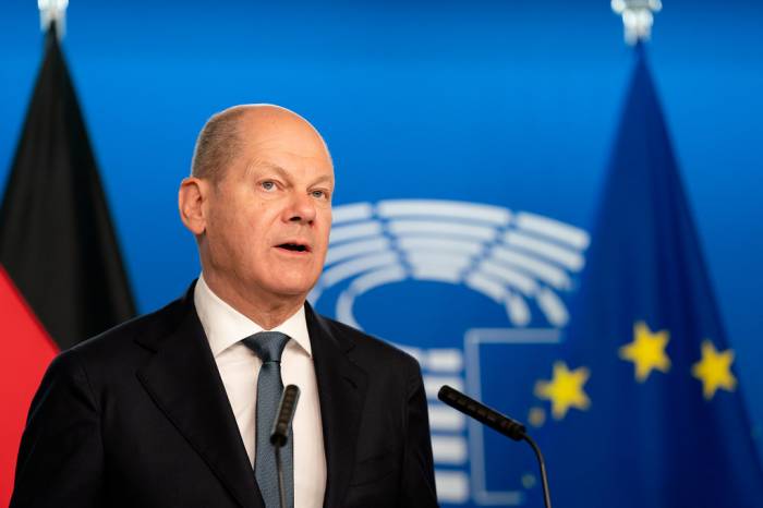 Scholz backs German government’s decision to resume arms exports to Israel