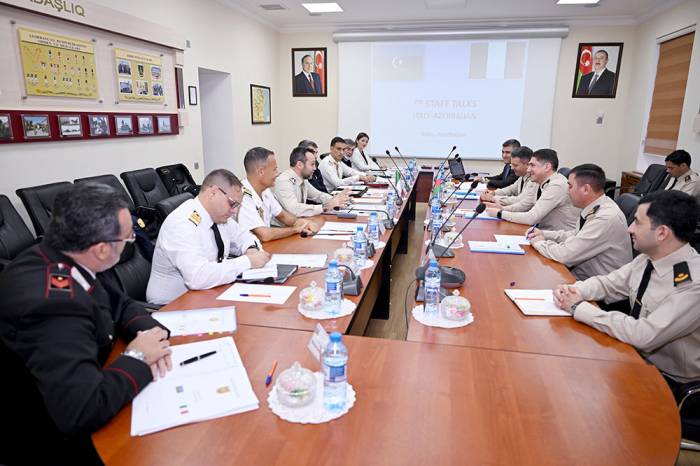 Azerbaijan, Italy hold staff talks to enhance military cooperation 