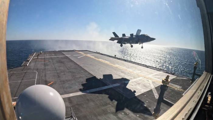 US tests F-35B landing on Japanese destroyer Kaga