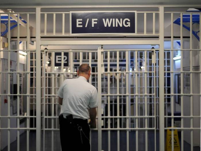 Over 1,000 UK prisoners released early to alleviate prison crisis 