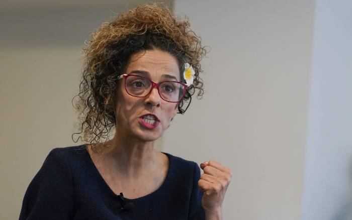 US charges Iranian Guards Corps official in assassination plot against activist