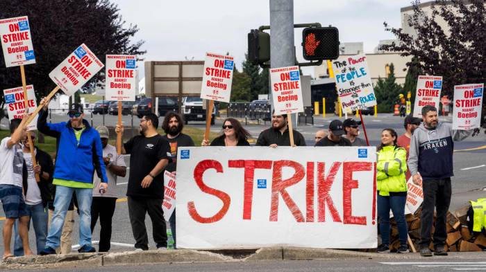 Boeing workers reject pay rise offer as strike continues
