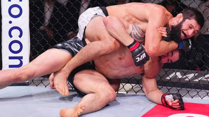 Robert Whittaker sustained a severe facial injury in his loss to Khamzat Chimaev at UFC 308  PHOTO 