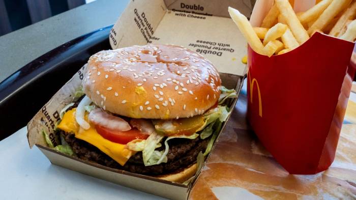 McDonald's resumes Quarter Pounder sales after ruling out E. coli Link