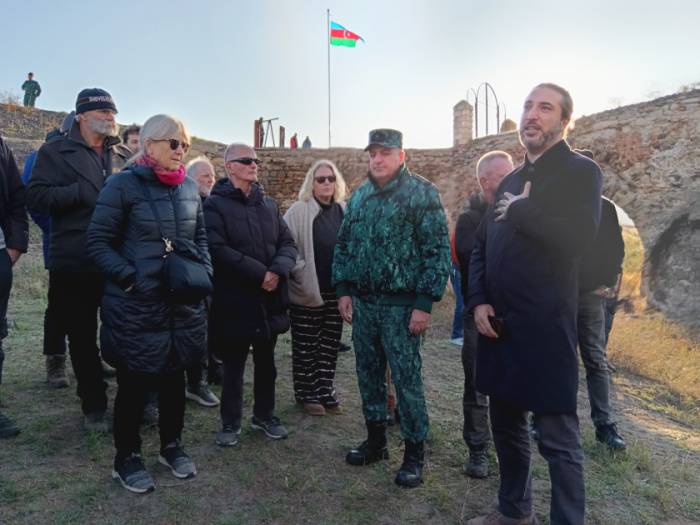2024/10/1730105191.jpg + International travelers visit Azerbaijan’s historic Khudafarin Bridge News about - International travelers visit Azerbaijan’s historic Khudafarin Bridge