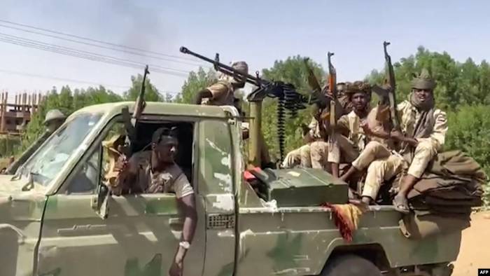 Paramilitaries reportedly kill over 120 in Sudan