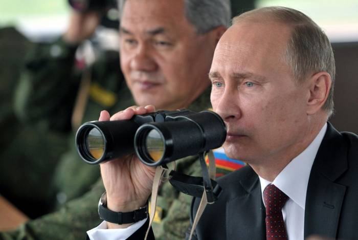 Putin supervises Russian nuclear drill 